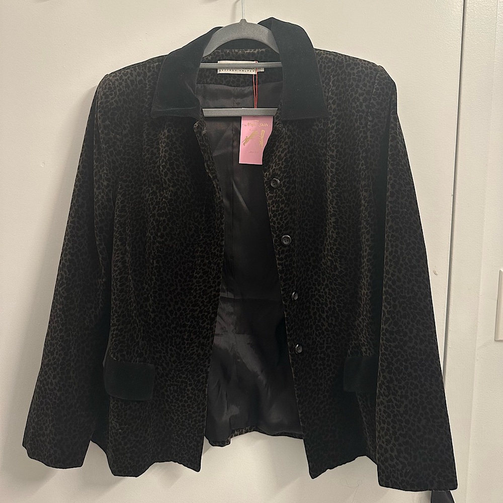 Jeffrey halper - body action designer leopard blazer